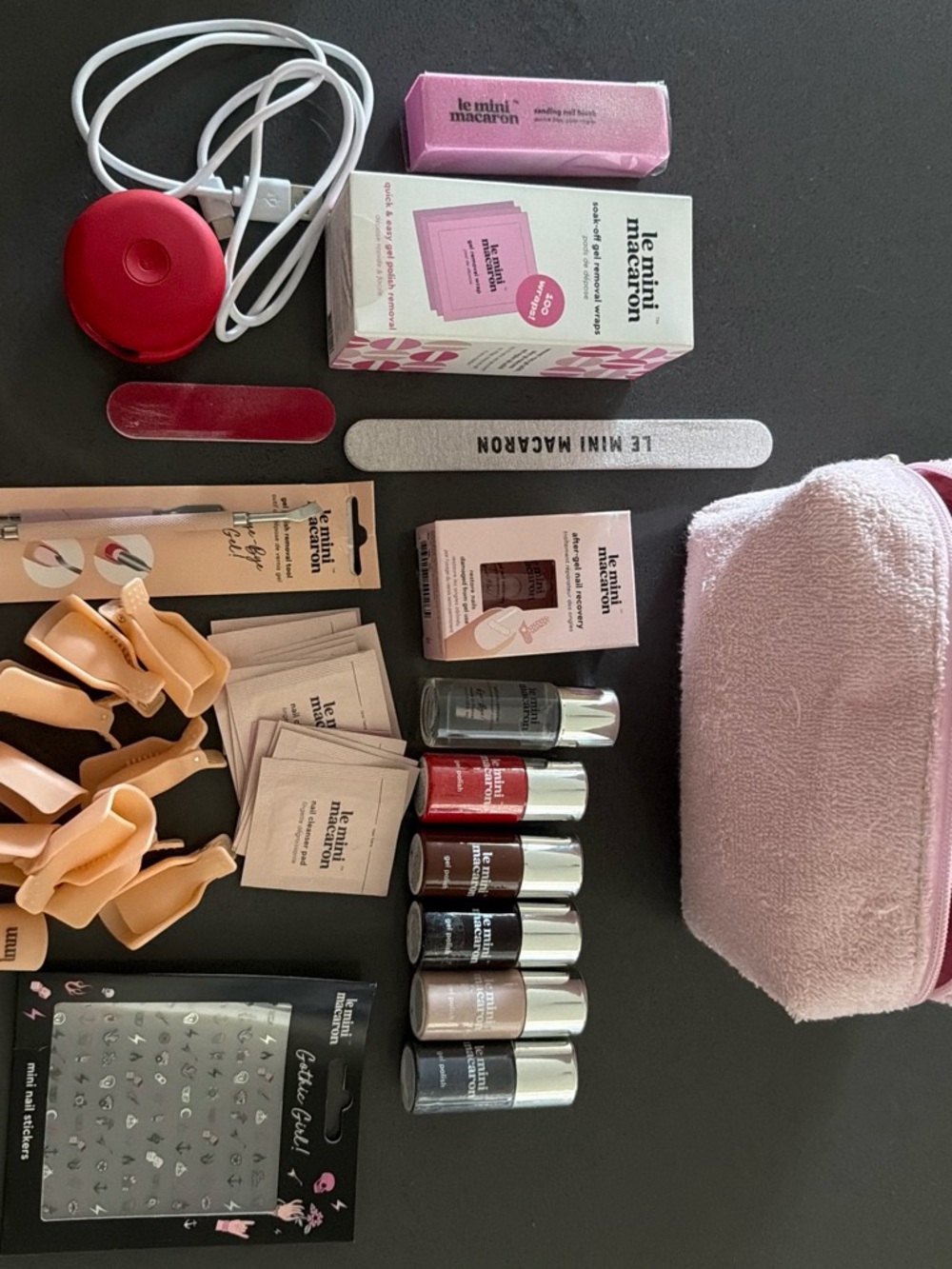 Le Mini Macaron Pink At-Home Gel Nail Kit